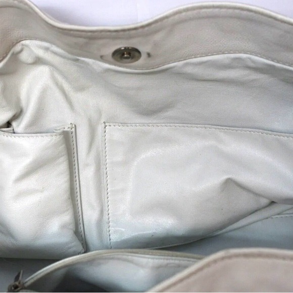 Chanel East West Modern Tote Authentic Chanel East West Tote. - Picture 14 of 16